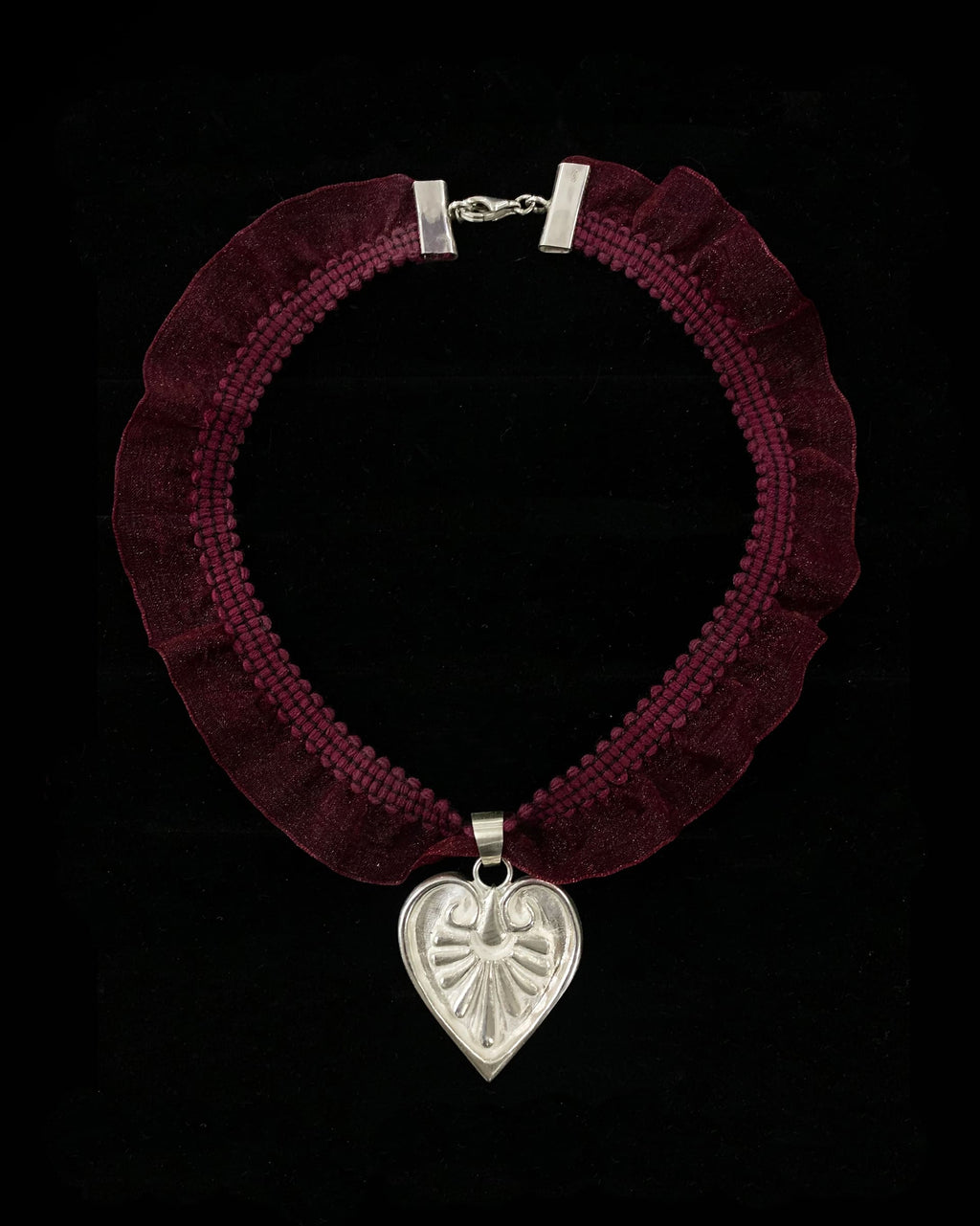 Collar Corazón II